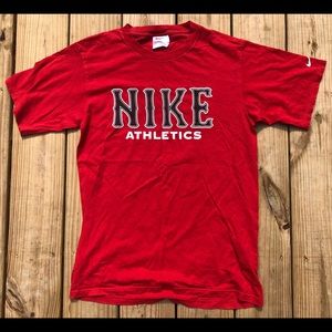 Vtg 90s NIKE ATHLETICS Red Tee Small Spellout